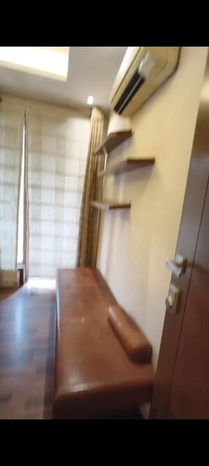Room in 2 BHK Builder Floor at Greater Kailash – for Rent