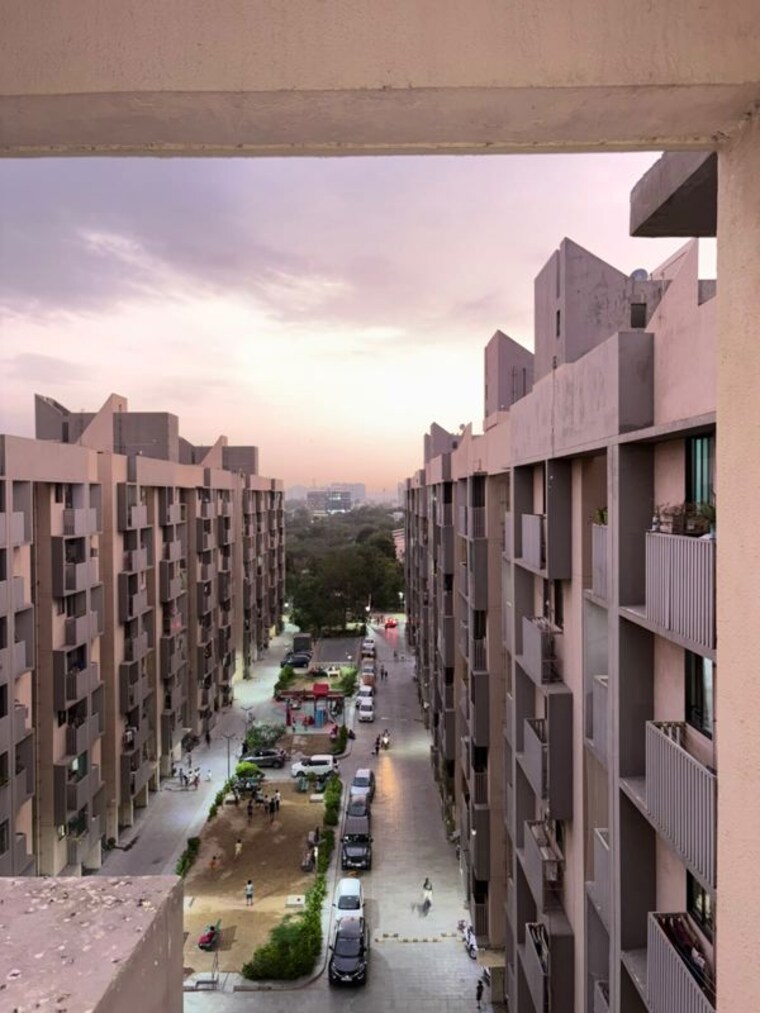 Exterior View, bakeri-shaunak-apartments 2 Bedroom 990 Sq.Ft. Apartment In Vejalpur Ahmedabad 10538842