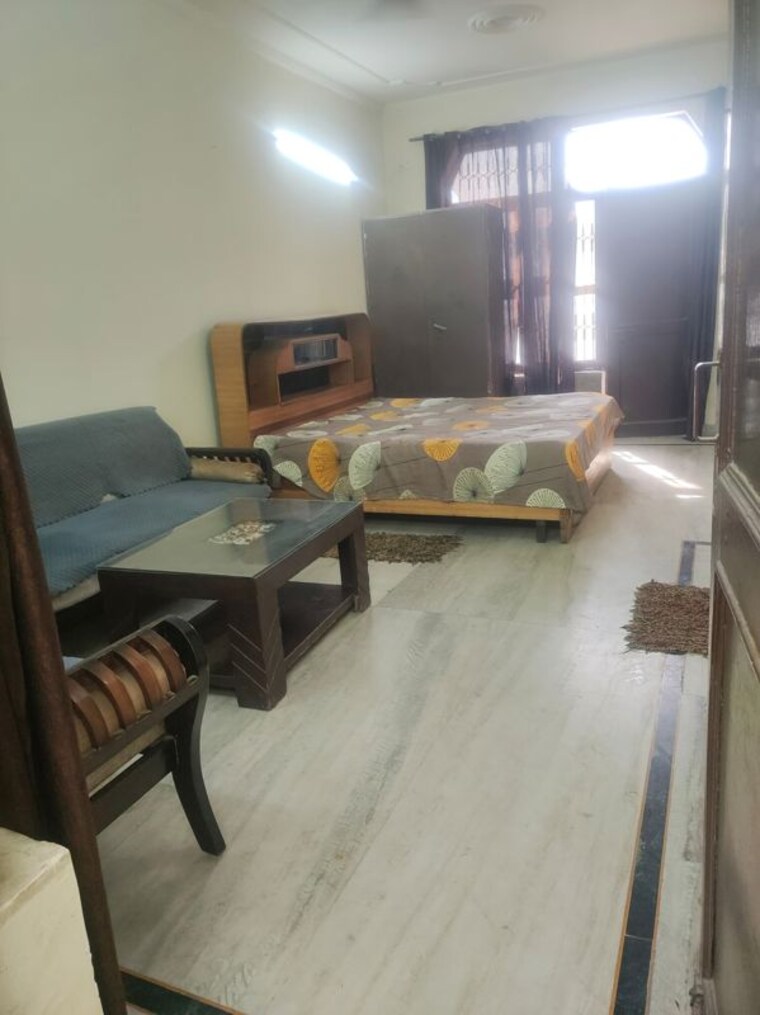 Living Room, ansal-plaza-sector-23 2 Bedroom 1500 Sq.Ft. Builder Floor In Sector 23 Gurgaon 10538908