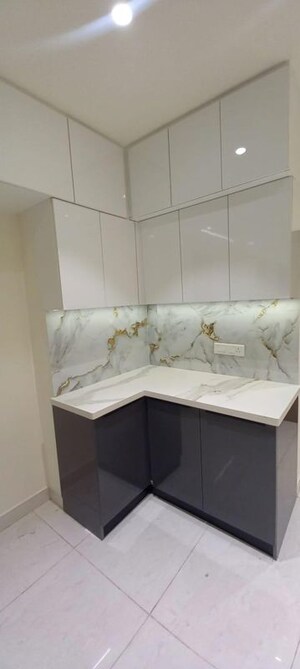 Bathroom in 3 BHK Apartment at Prestige Beverly Hills, Kokapet – for Rent