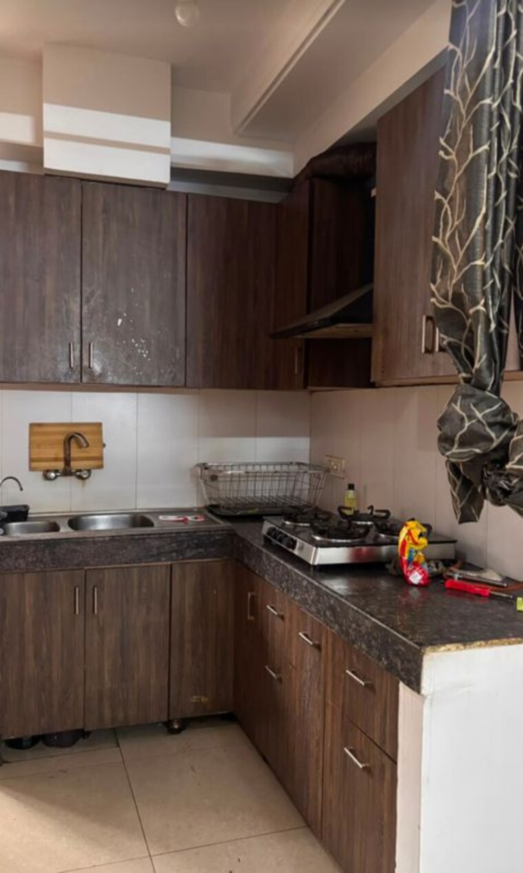 Kitchen, ajnara-grand-heritage 2.5 Bedroom 1200 Sq.Ft. Apartment In Sector 74 Noida 10538912