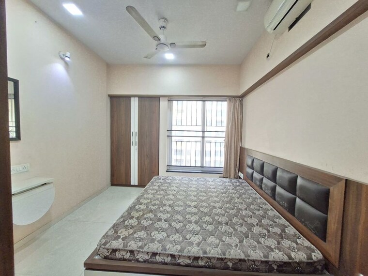 Bedroom, rustomjee-azziano-wing-i 2 Bedroom 780 Sq.Ft. Apartment In Thane West Thane 10538922