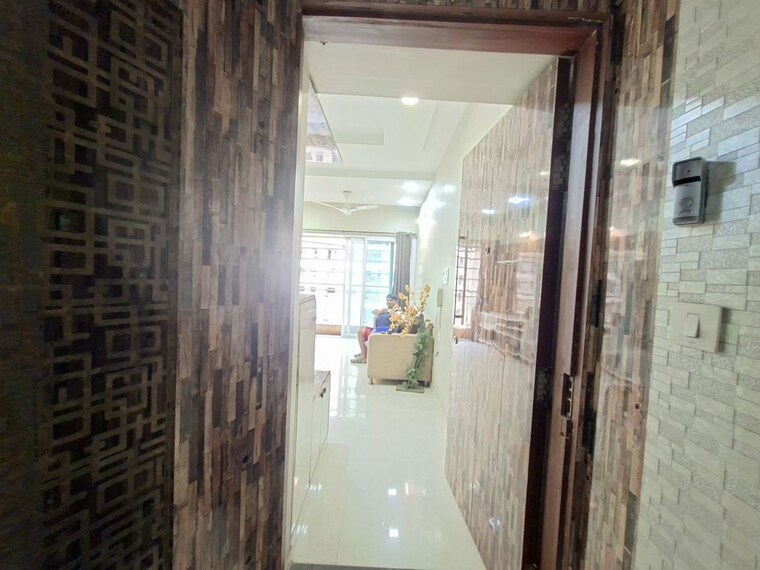 Entrance, rustomjee-azziano-wing-i 2 Bedroom 780 Sq.Ft. Apartment In Thane West Thane 10538922