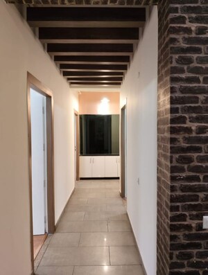 Building Lobby in 3 BHK Builder Floor at Smart World Orchard, Sector 61 – for Rent