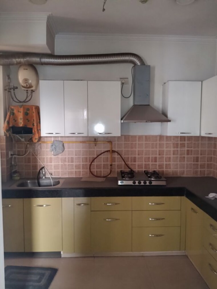Kitchen, mahagun-mywoods 3 Bedroom 1290 Sq.Ft. Apartment In Sector 16c Greater Noida Greater Noida 10538947
