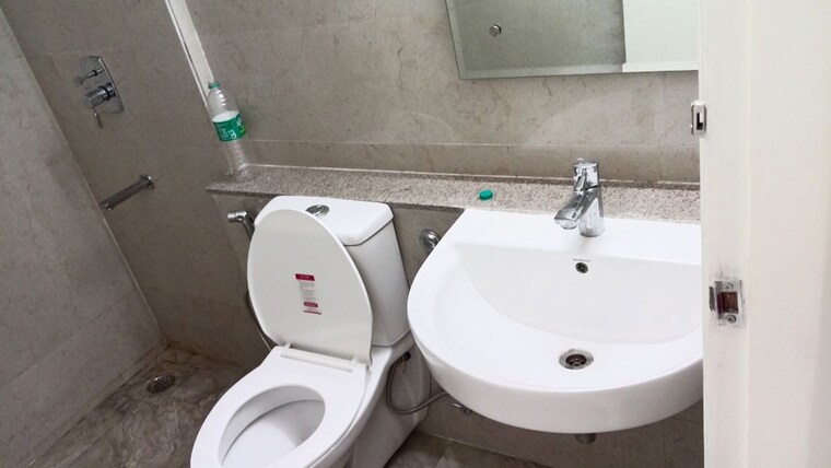 Bathroom, eldeco-live-by-the-greens 3 Bedroom 1404 Sq.Ft. Apartment In Sector 150 Noida 10538945