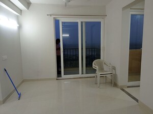 Room in 2 BHK Apartment at Tata Eureka Park, Sector 150 – for Rent
