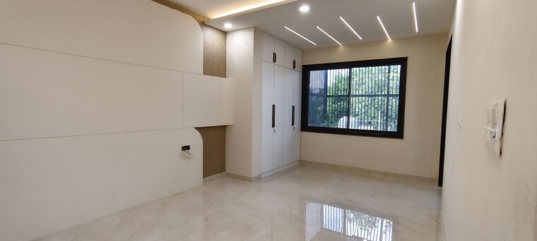 Room, parklands 3 Bedroom 2250 Sq.Ft. Builder Floor In Sector 85 Faridabad 10538969