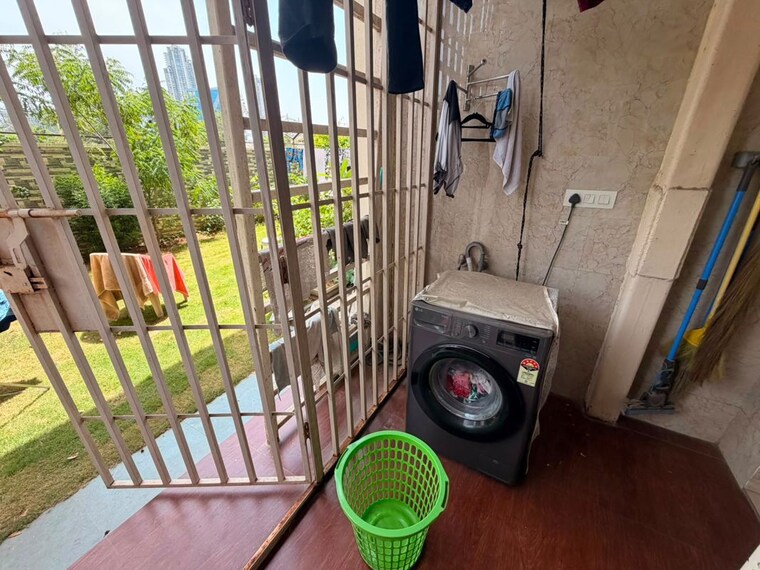 Balcony, dhoot-time-residency 2.5 Bedroom 1345 Sq.Ft. Apartment In Sector 63 Gurgaon 10538977
