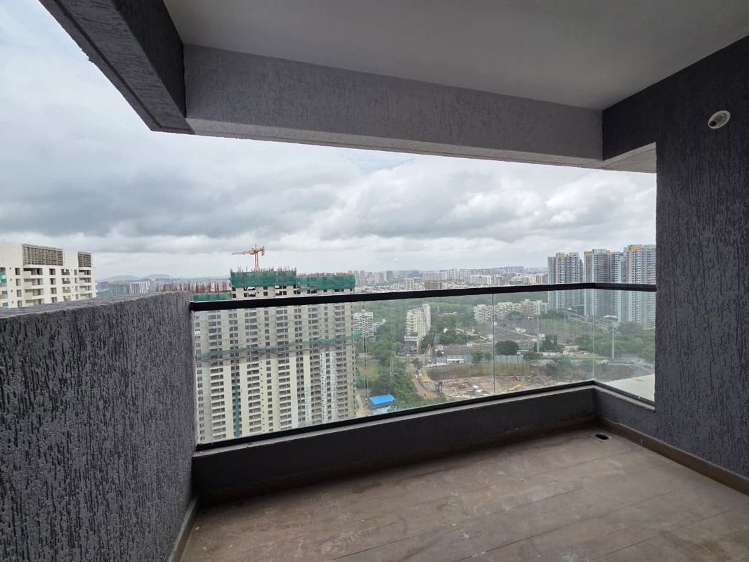2 BHK 840 Sq.Ft. Apartment in Kumar Parc Residences