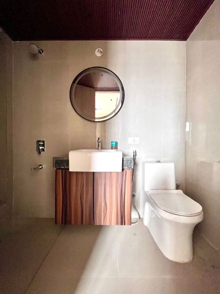 Bathroom, indiabulls-one-indiabulls 3.5 Bedroom 1900 Sq.Ft. Apartment In Pokhran Road No Two Thane 10538995