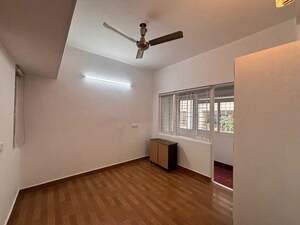 Room in 2 BHK Apartment at Ramya Residency, Old Madras Road – for Rent
