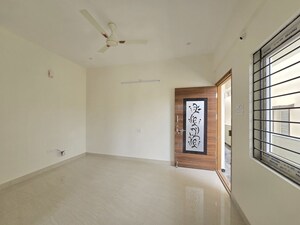 Room in 2 BHK Apartment at Ramya Residency, Old Madras Road – for Rent