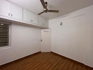 Room in 2 BHK Apartment at Ramya Residency, Old Madras Road – for Rent