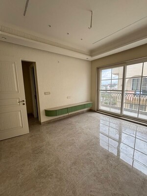 Room in 4 BHK Independent House at Capital Paradise, Pathribagh – for Sale