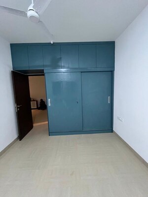 Room in 2 BHK Apartment at Sobha Dream Gardens, Thanisandra Main Road – for Rent