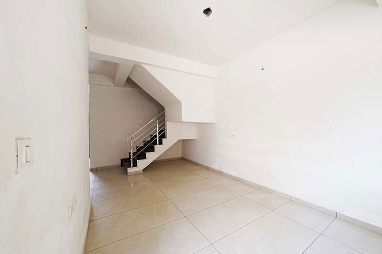  Parking, shree-mars-arise 4 Bedroom 210 Sq.Yd. Apartment In Lambha Gam Ahmedabad 10539014