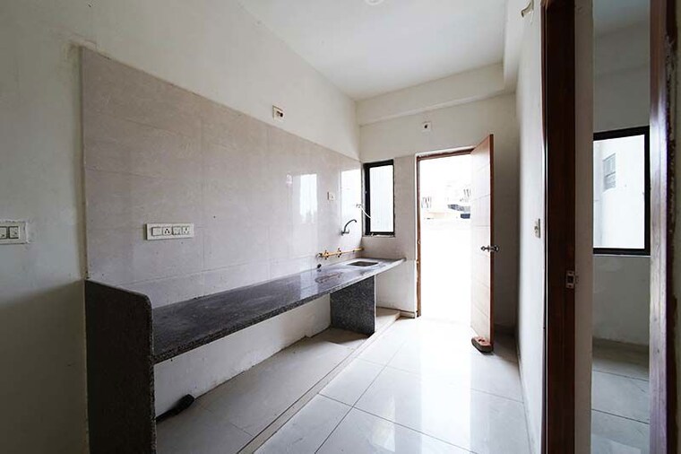 Kitchen, shree-mars-arise 4 Bedroom 210 Sq.Yd. Apartment In Lambha Gam Ahmedabad 10539014