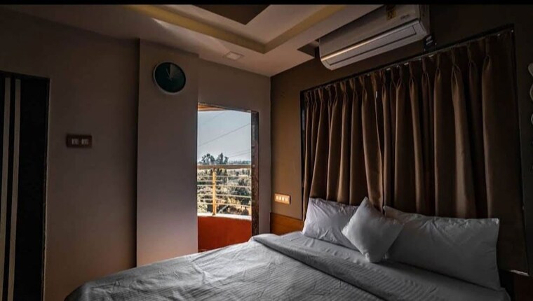 Bedroom, igatpuri 6+ Bedroom 10500 Sq.Ft. Villa In Igatpuri Nashik 10539015