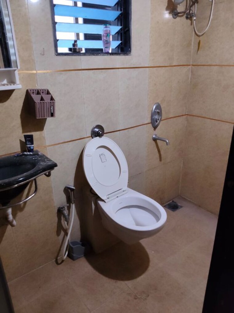 Bathroom, shree-height-apartments 1 Bedroom 650 Sq.Ft. Apartment In Kharghar Navi Mumbai 10539072