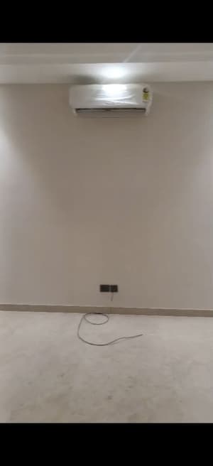 Furnished Amenities in 3 BHK Apartment at ROF Insignia Park, Sector 93 – for Rent