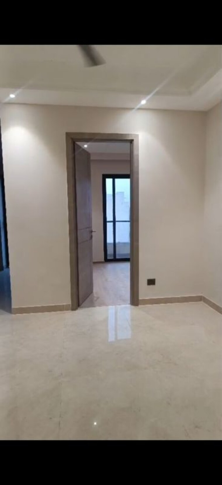 Room, rof-insignia-park 3 Bedroom 1500 Sq.Ft. Apartment In Sector 93 Gurgaon 10539084