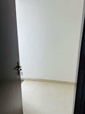 Furnished Amenities in 3.5 BHK Apartment at Unitech The Residences Gurgaon, Sector 33 – for Sale