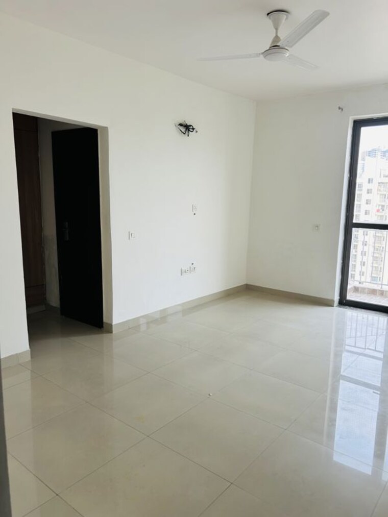 Room, unitech-the-residences-gurgaon 3.5 Bedroom 1545 Sq.Ft. Apartment In Sector 33 Gurgaon 10539093