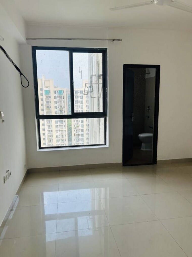 Room, unitech-the-residences-gurgaon 3.5 Bedroom 1545 Sq.Ft. Apartment In Sector 33 Gurgaon 10539093