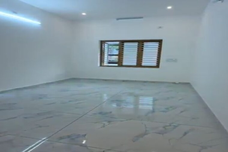 Room, mannuthy 4 Bedroom 2200 Sq.Ft. Independent House In Mannuthy Thrissur 10539090