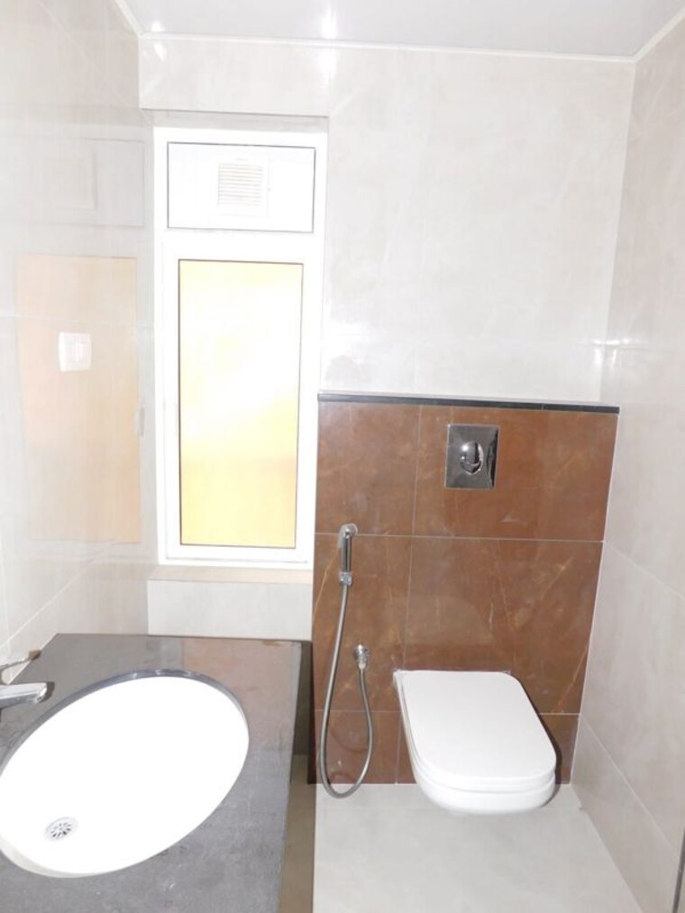 Bathroom, aparna-cyber-heights 3 Bedroom 1836 Sq.Ft. Apartment In Osman Nagar Hyderabad 10539023