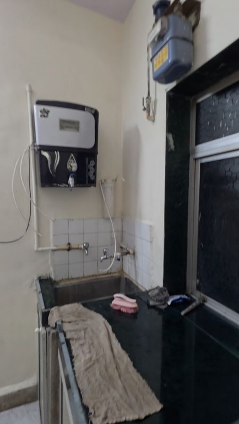 Bathroom, suchita-chs 1.5 Bedroom 704 Sq.Ft. Apartment In Santacruz East Mumbai 10539104