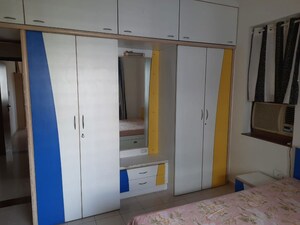 Furnished Amenities in 2 BHK Apartment at Vasant Valley Complex, Malad East – for Rent