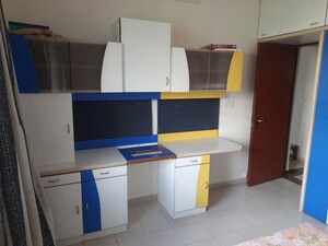 Furnished Amenities in 2 BHK Apartment at Vasant Valley Complex, Malad East – for Rent