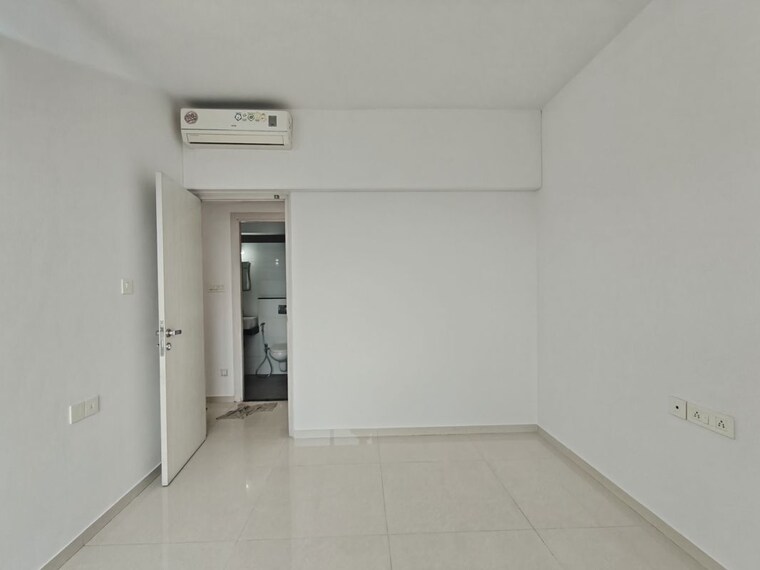 Bedroom, rustomjee-urbania-azziano 2 Bedroom 848 Sq.Ft. Apartment In Thane West Thane 10539114