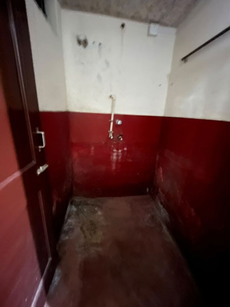 Attached Bathroom, nh 6 1 Bedroom 1001 Sq.Ft. Independent House In Nh 6 Raipur 10539124