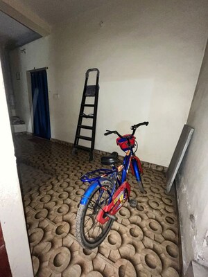 Parking in 1 BHK Independent House at Nh 6 – for Rent