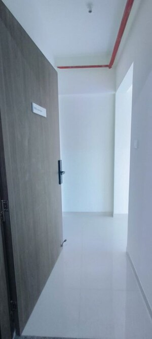 Room in 2 BHK Apartment at Kumar 47 East A, Magarpatta City – for Rent