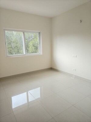 Room in 2 BHK Apartment at Adarsh Greens, Kogilu – for Rent