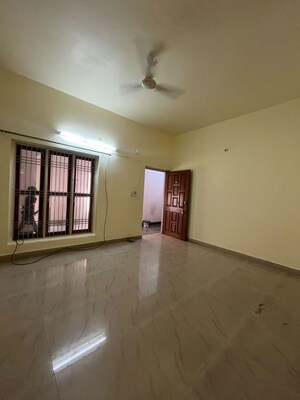 Room in 2 BHK Independent House at Uppadhyay Nagar – for Rent