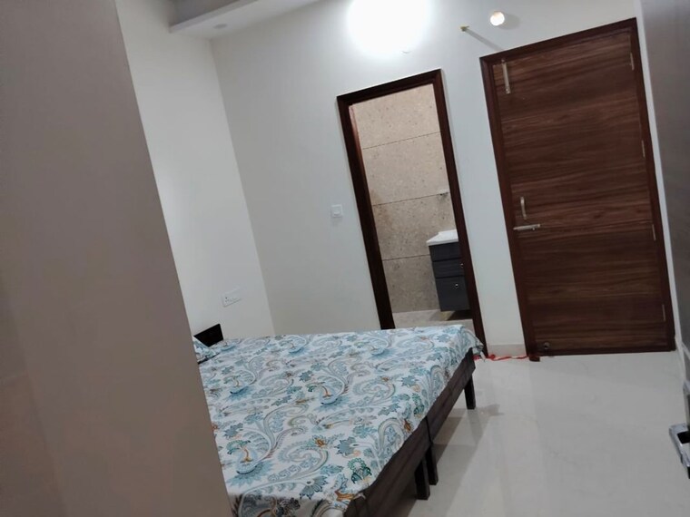 Room, sector 125 3 Bedroom 1350 Sq.Ft. Apartment In Sector 125 Kharar 10539179