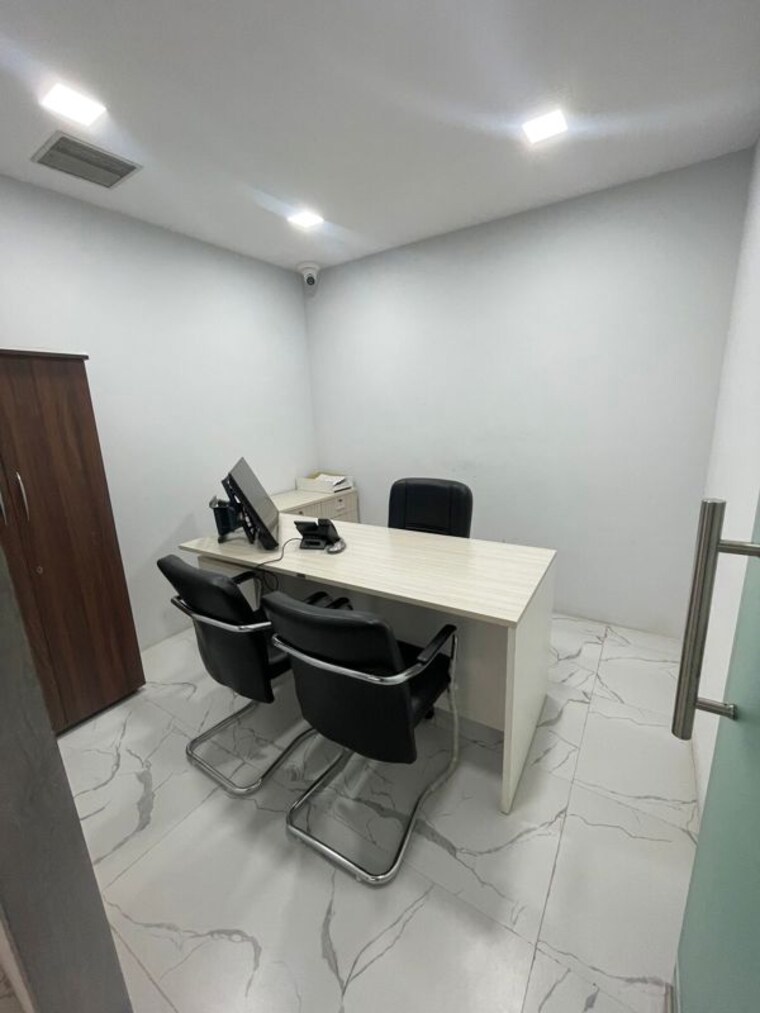 Team Area, kharar road Commercial Office Space 3800 Sq.Ft. In Kharar Road Mohali 10539198
