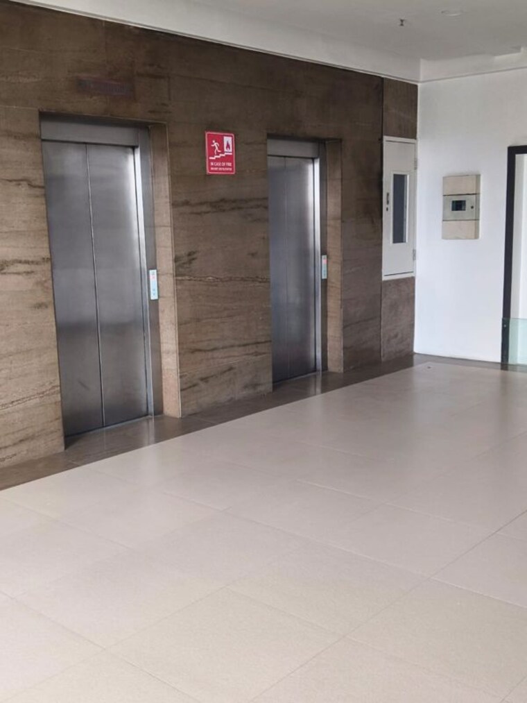 Room, pride-icon-kharadi Commercial Office Space 11200 Sq.Ft. In Kharadi Pune 10539222