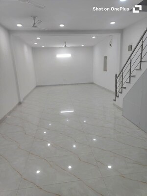 Room in  Office Space at Pragati Hills, Sector 47 – for Rent