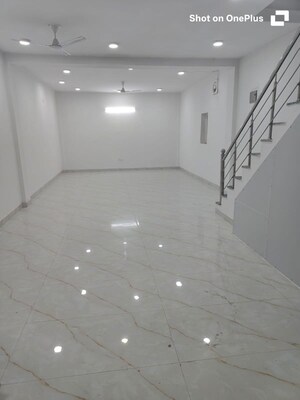 Room in  Office Space at Pragati Hills, Sector 47 – for Rent