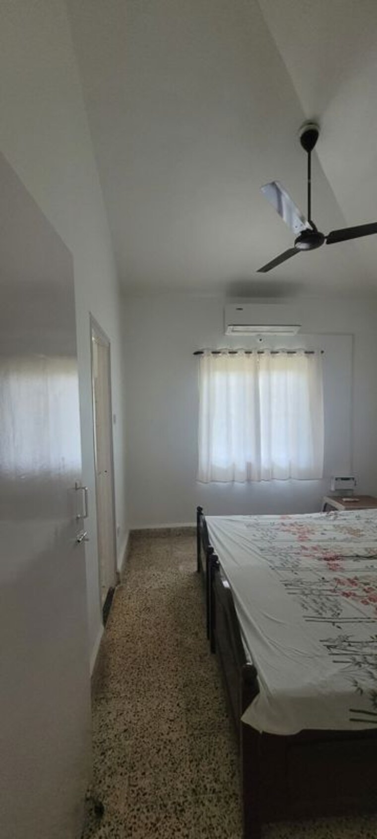 Room, calangute 2 Bedroom 1000 Sq.Ft. Apartment In Calangute Goa 10539251