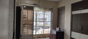 Room in 2 BHK Apartment at Dombivli East – for Rent