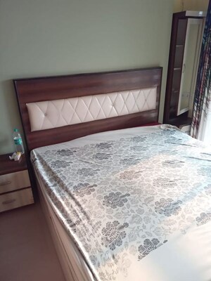 Bedroom in 2 BHK Apartment at Sunil Nivas Society, Andheri West – for Rent