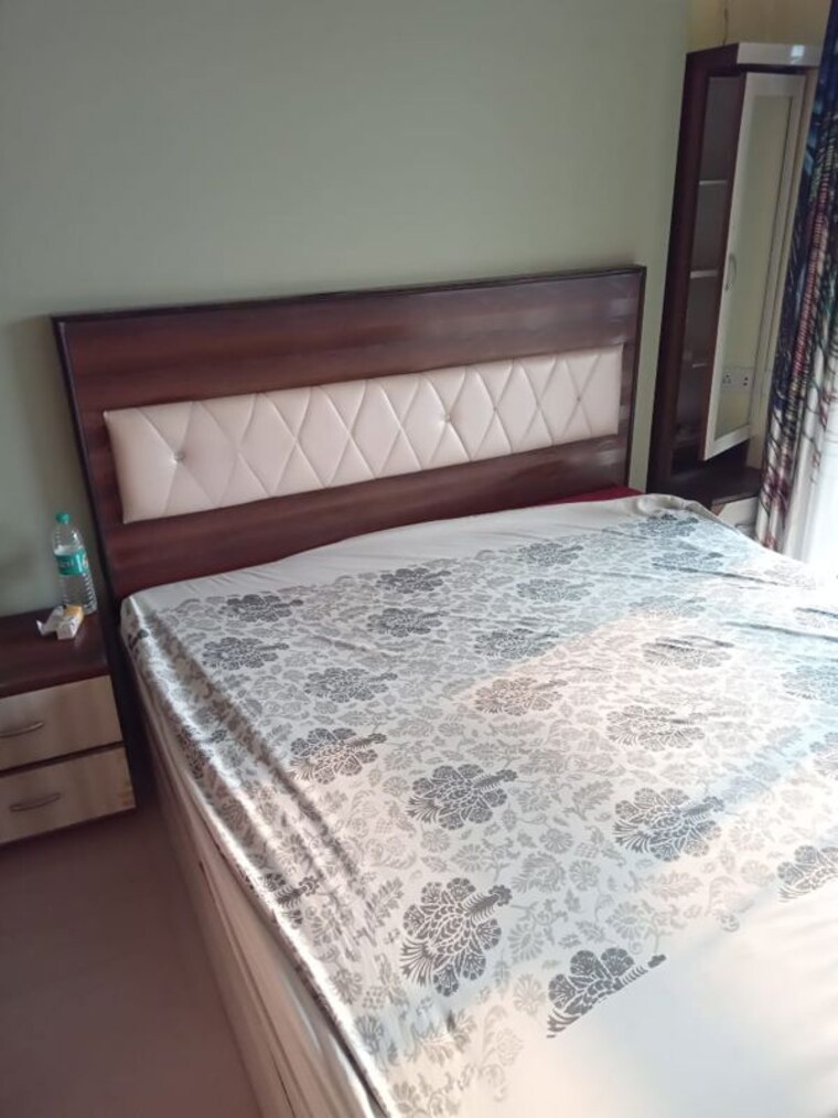 Bedroom, sunil-nivas-society 2 Bedroom 860 Sq.Ft. Apartment In Andheri West Mumbai 10539239