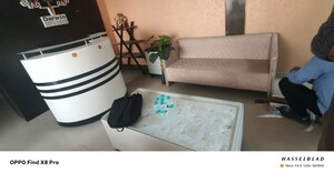  Office Space For Rent in Purvanchal Capital Tower, Vibhuti Khand